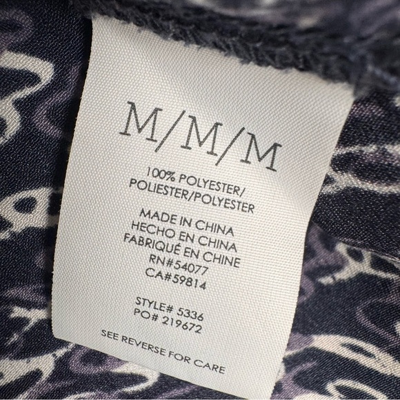 CAbi Medium Te Amo Navy Blue Blouse 5336 Love Letter Women's Shirt Top Tunic - Picture 8 of 8